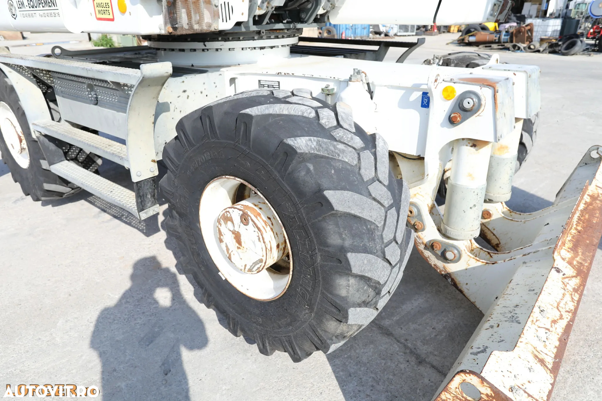 Liebherr A914 - 20