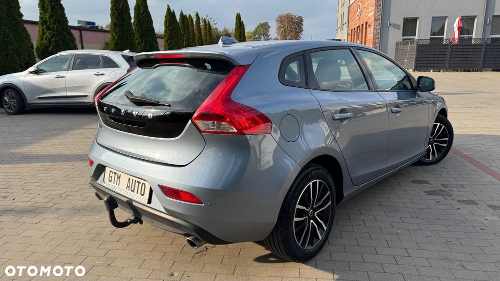 Volvo V40 T3 - 16