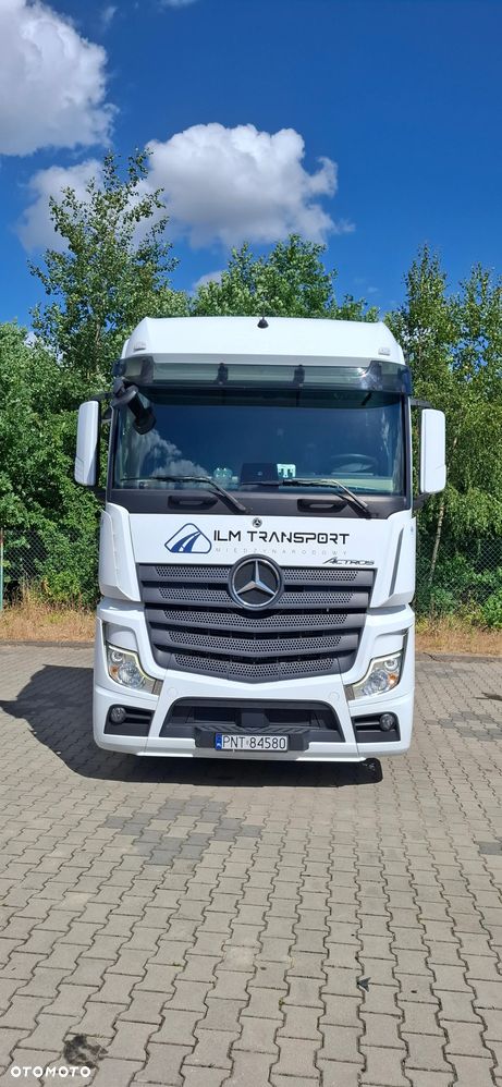 Mercedes-Benz Actros - 4