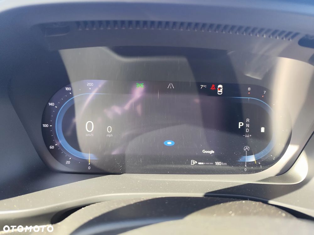 Volvo XC 40 B5 AWD Ultimate Dark - 16