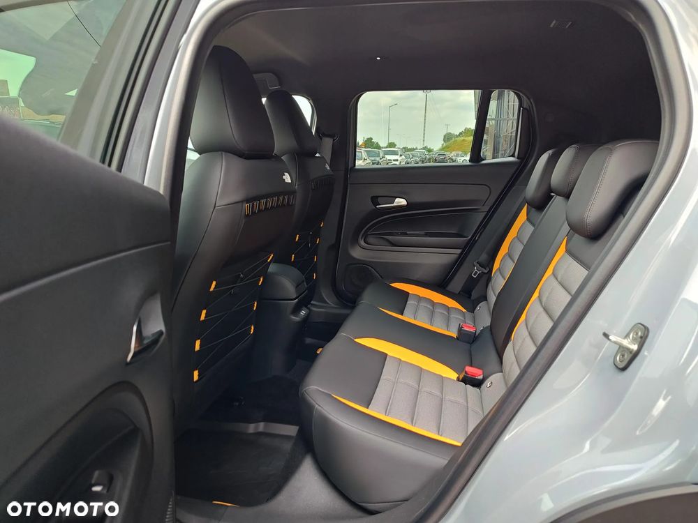 Jeep Avenger 1.2 T3 mHEV The North Face 4xe eDCT6 - 21