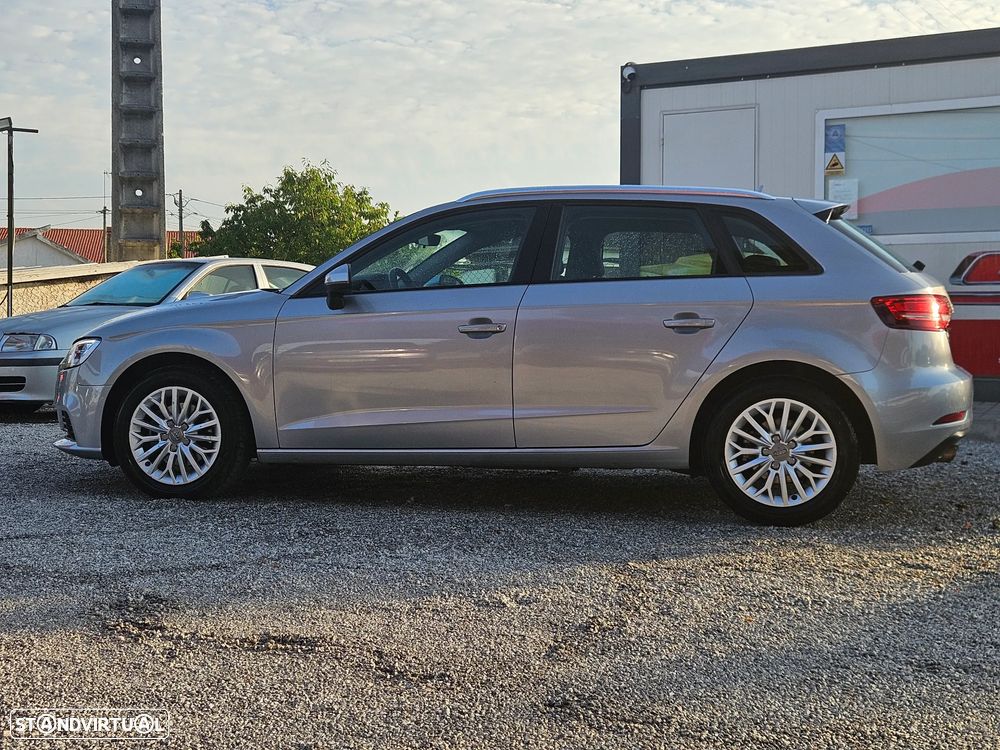 Audi A3 Sportback 2.0 TDI Design - 7