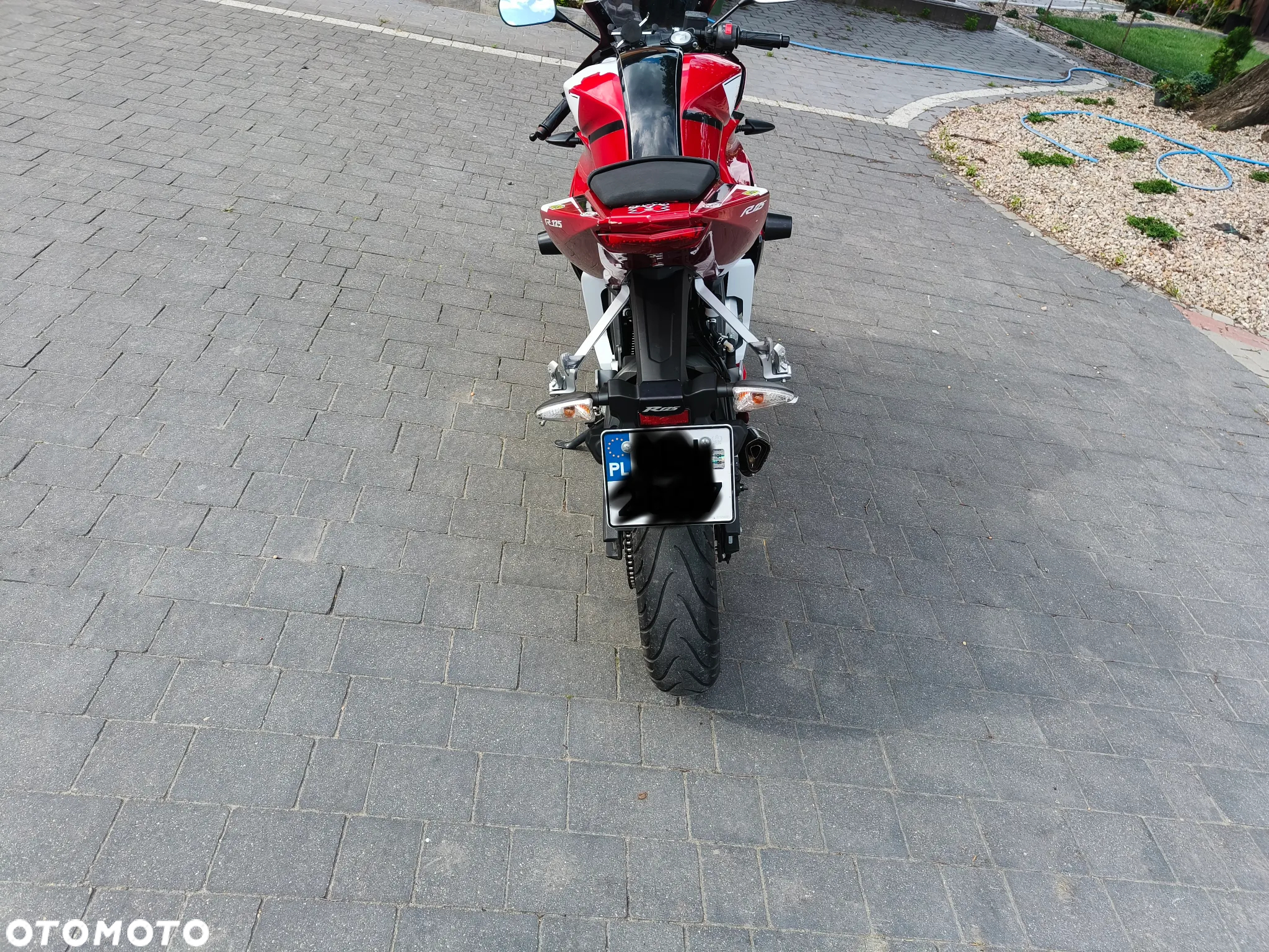 Yamaha YZF - 6