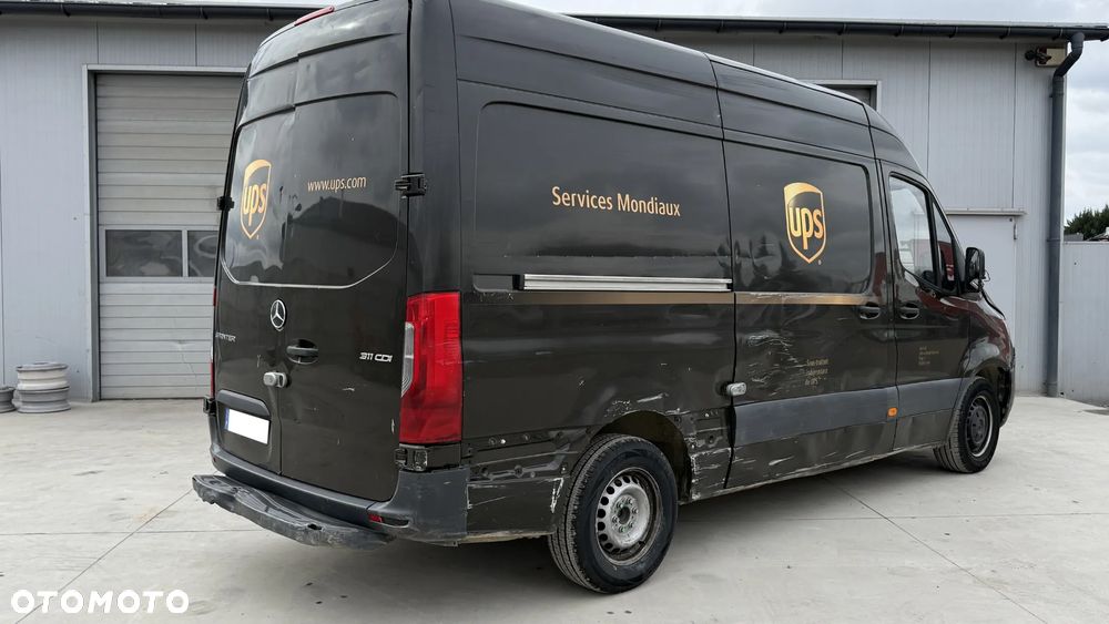 Mercedes-Benz Sprinter 311 CDI - 4