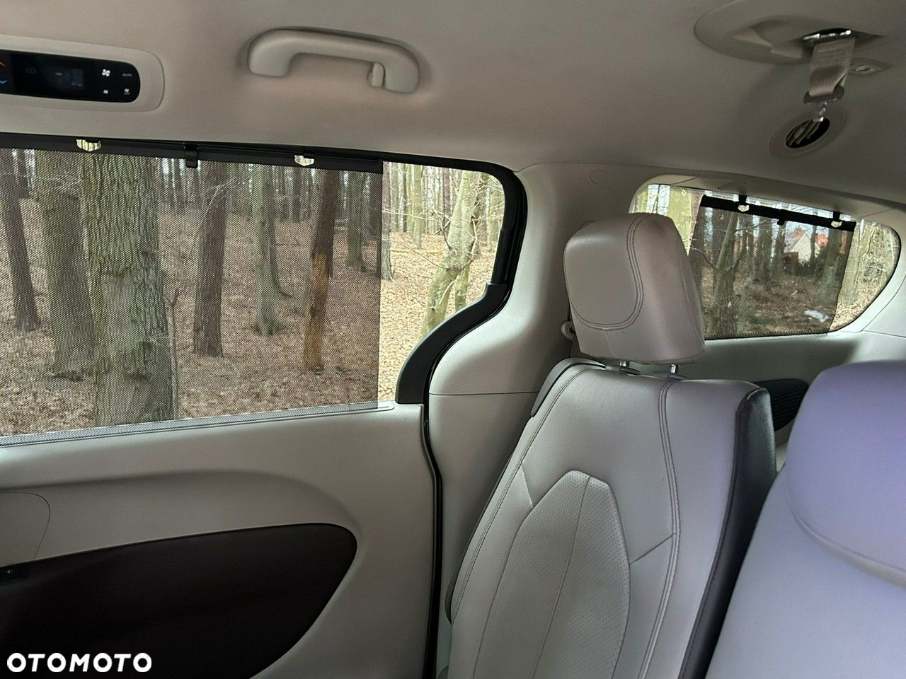 Chrysler Pacifica - 19