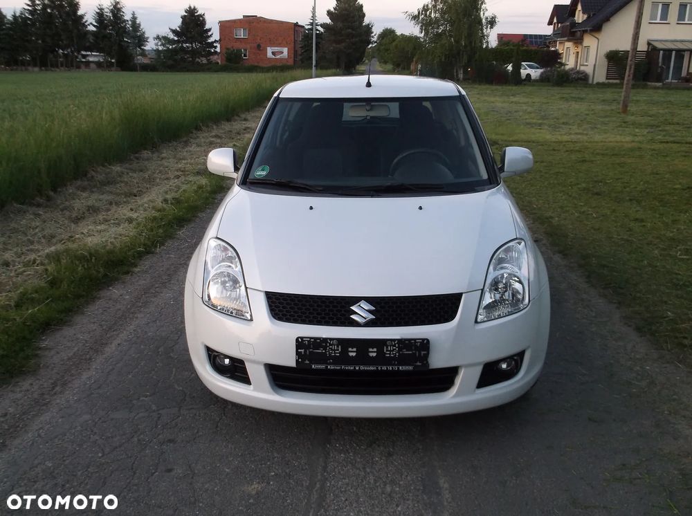 Suzuki Swift 1.3 Comfort - 28