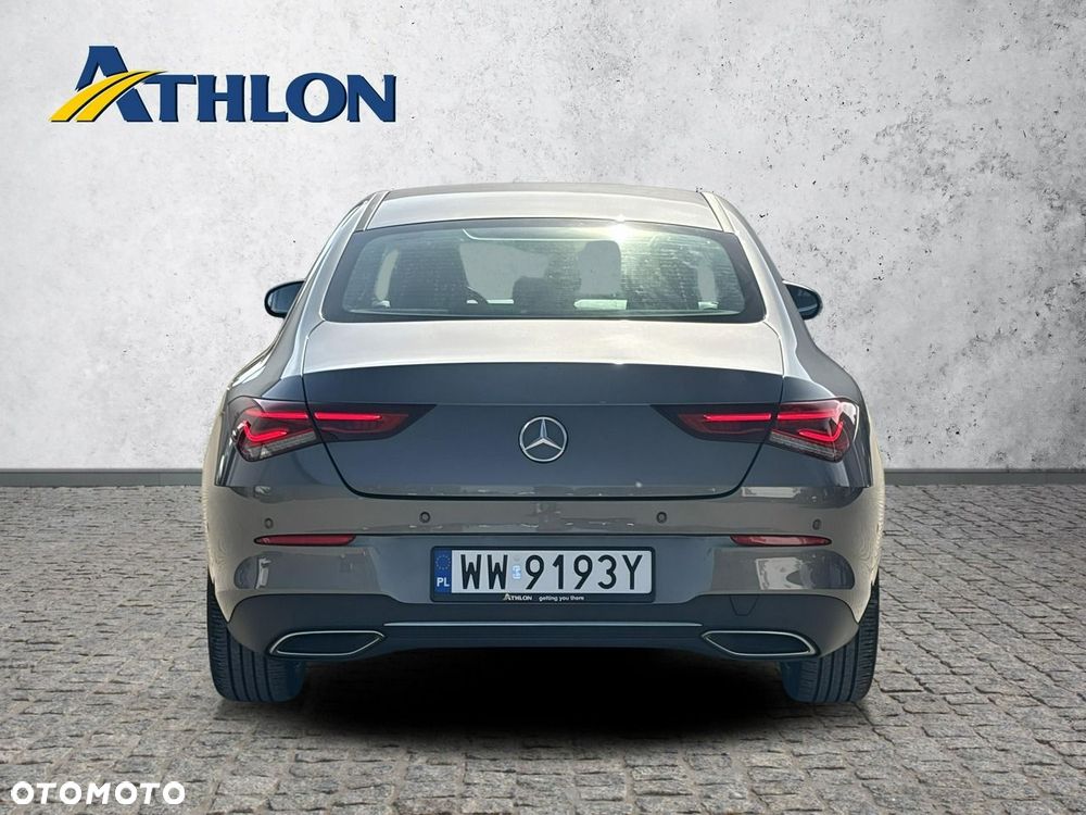 Mercedes-Benz CLA 180 7G-DCT Progressive - 4