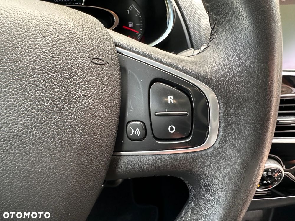 Renault Clio 1.5 dCi Energy Business EU6 - 39