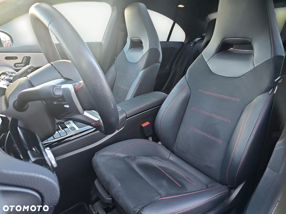 Mercedes-Benz CLA 220 4Matic 8G-DCT Edition AMG Line - 10