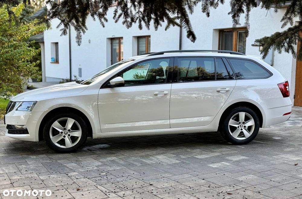 Skoda Octavia 1.6 TDI Ambition - 9