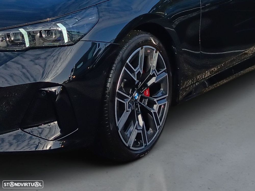 BMW 520 d Pack Desportivo M Pro - 4