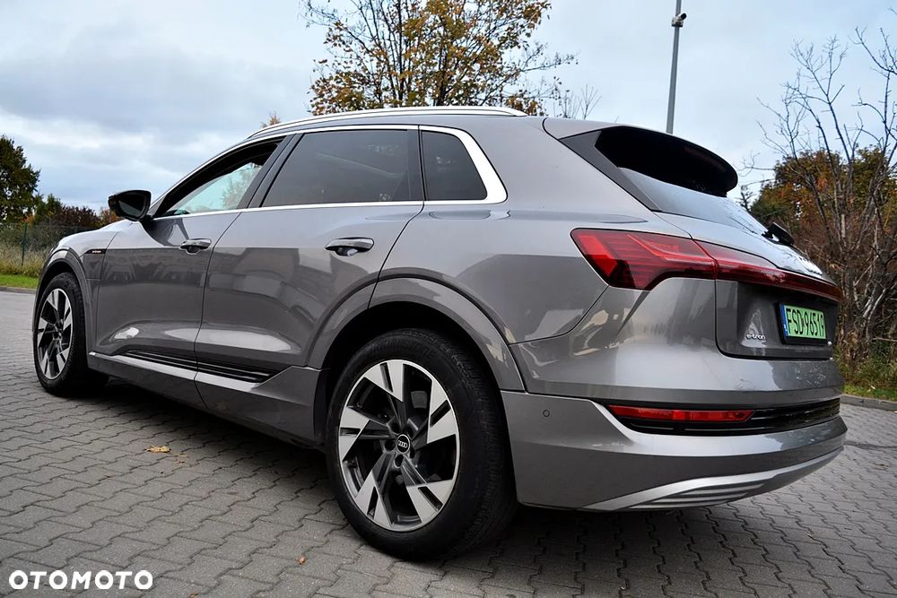 Audi e-tron 55 Quattro Advanced - 21