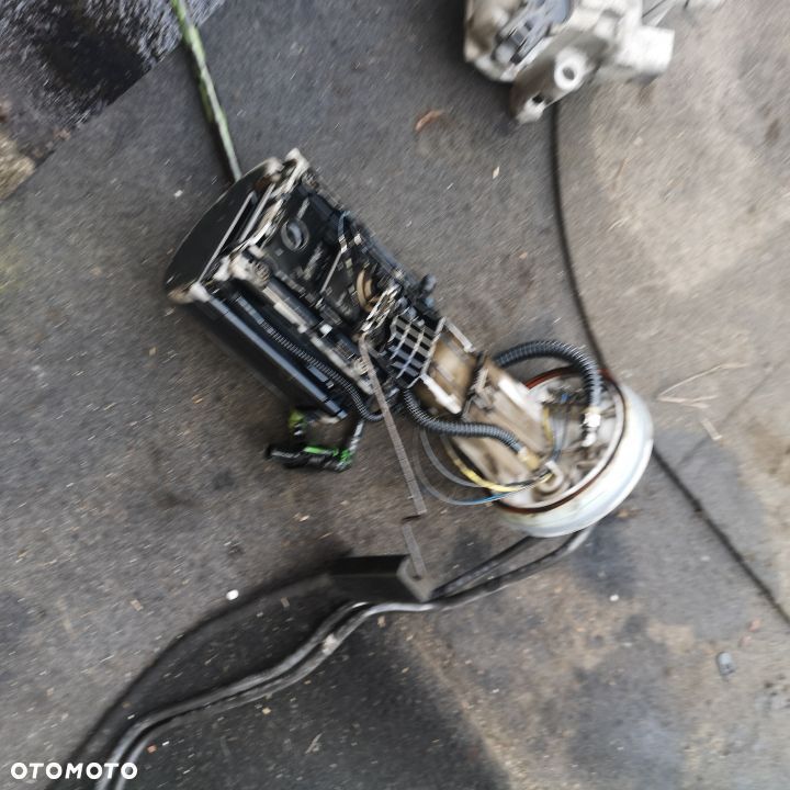 POMPA PALIWA AUDI A4 B7 2.0 TDI 8E0919050AC