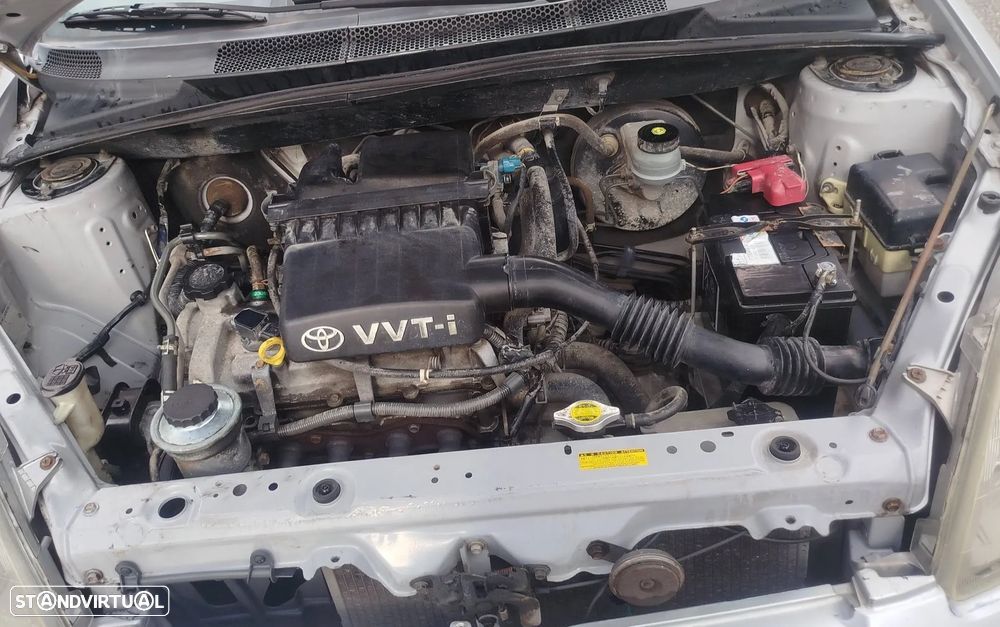 Toyota Yaris 1.0 Luna - 7