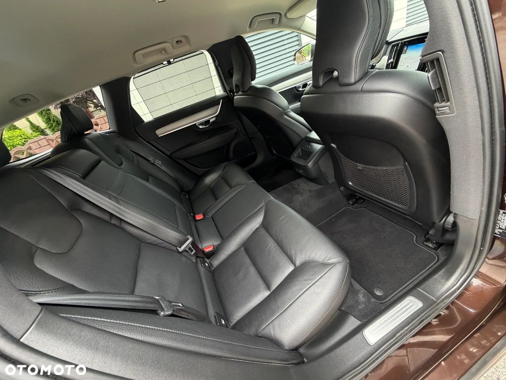 Volvo V90 B4 B Momentum Pro - 33