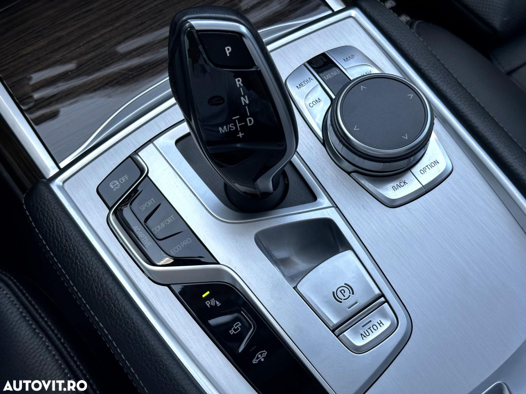 BMW Seria 7 730Ld - 31