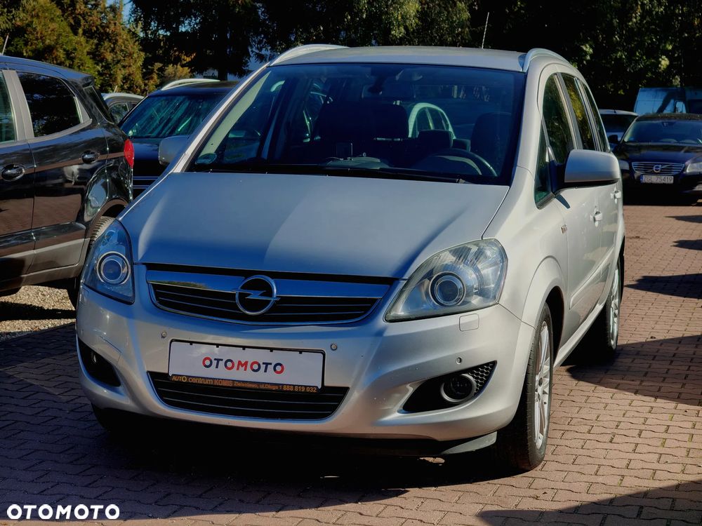 Opel Zafira 2012
