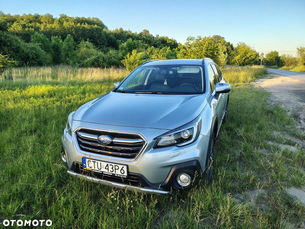Subaru Outback 2.5i Exclusive (EyeSight) Lineartronic - 2