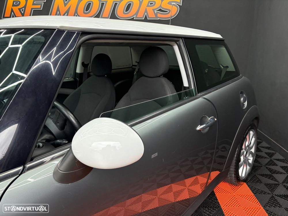 MINI 3 Portas Cooper S - 11