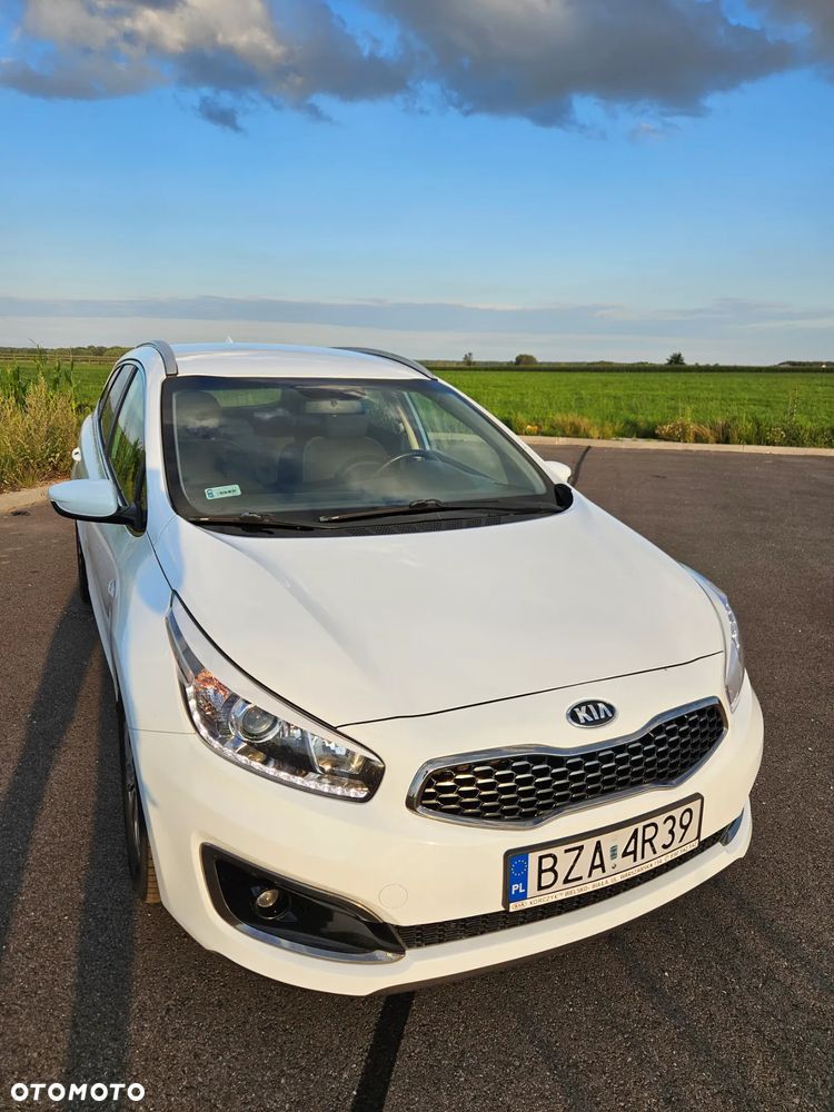 Kia Ceed Cee'd 1.6 CRDi L DCT - 9