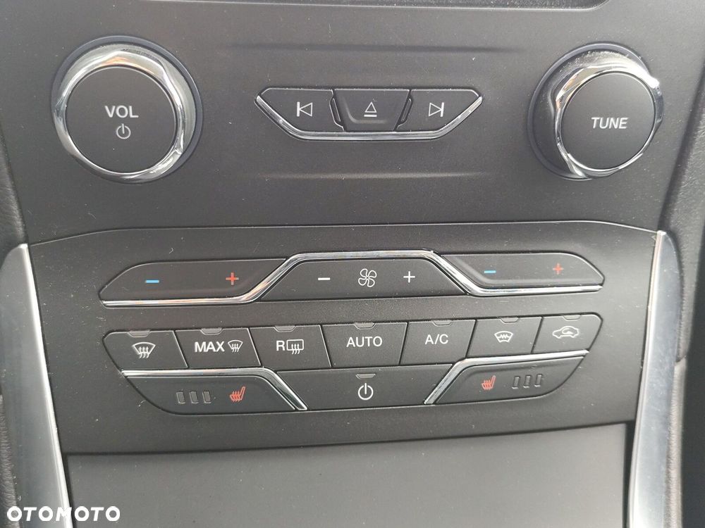 Ford S-Max - 27