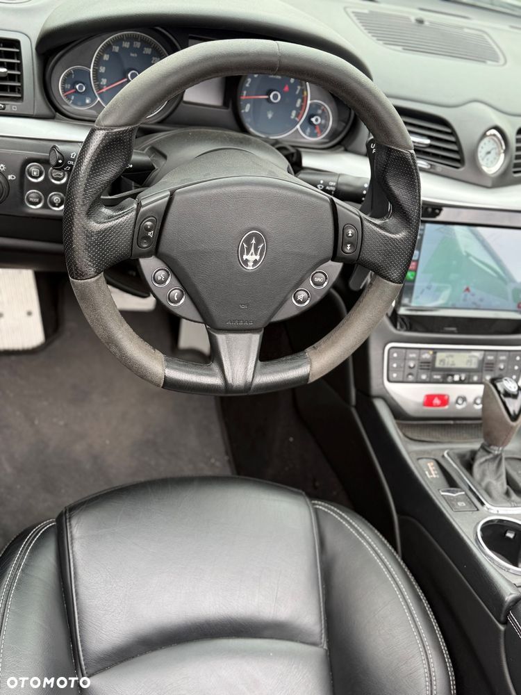 Maserati GranTurismo - 10