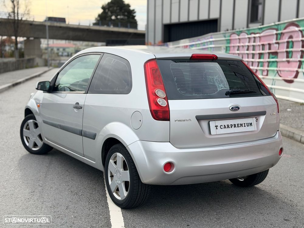 Ford Fiesta 1.4 TDCI - 5