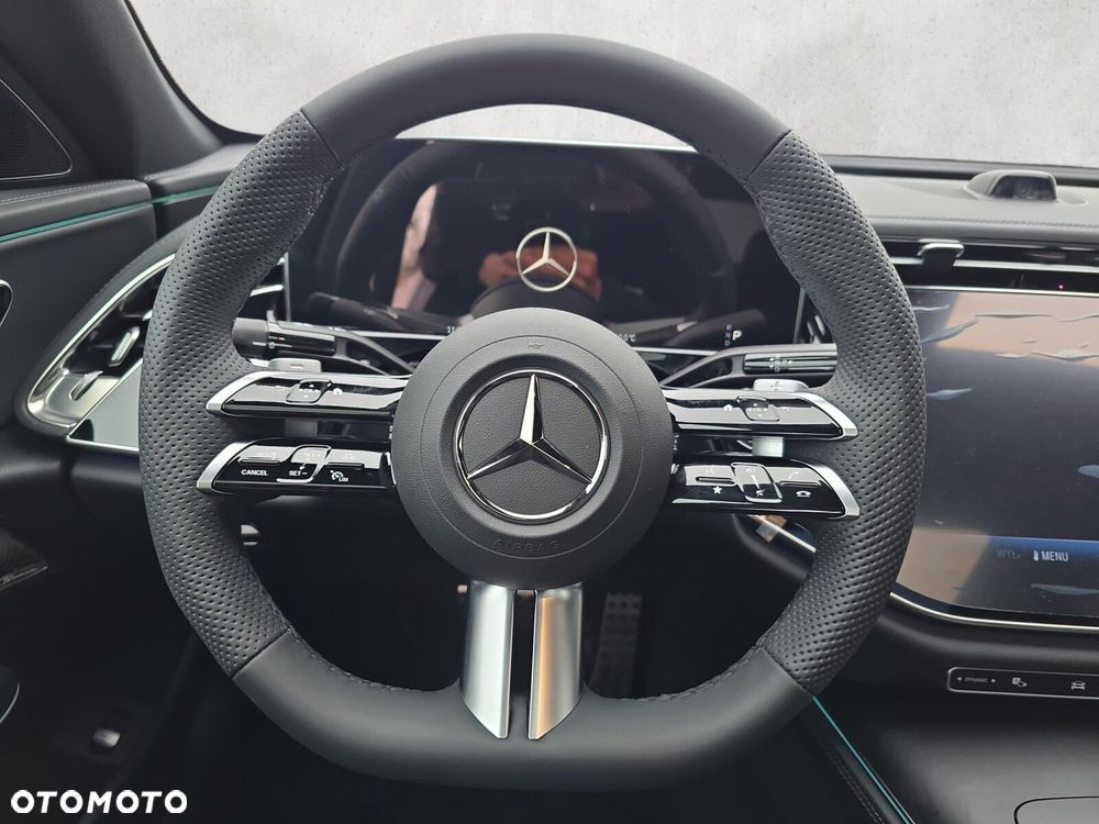 Mercedes-Benz Klasa E - 15