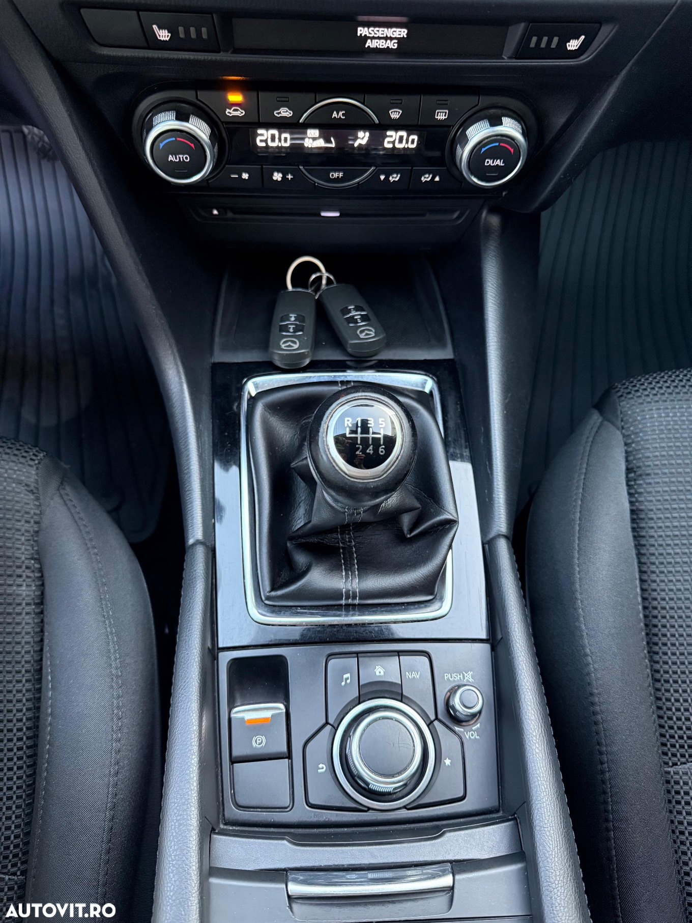 Mazda 3 SKYACTIV-G 120 Exclusive-Line - 17