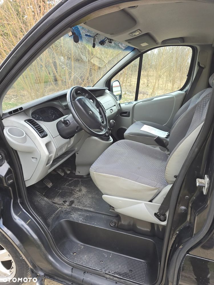 Renault Trafic - 9