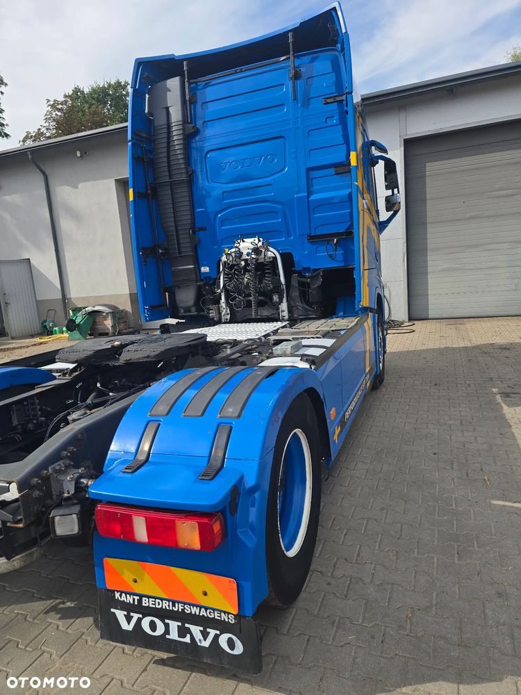 Volvo FH4 Globetrotter - 8