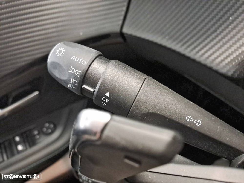 Peugeot 208 1.2 PureTech Allure Pack EAT8 - 14