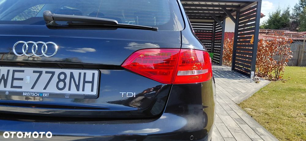 Audi A4 Avant 2.0 TDI - 11
