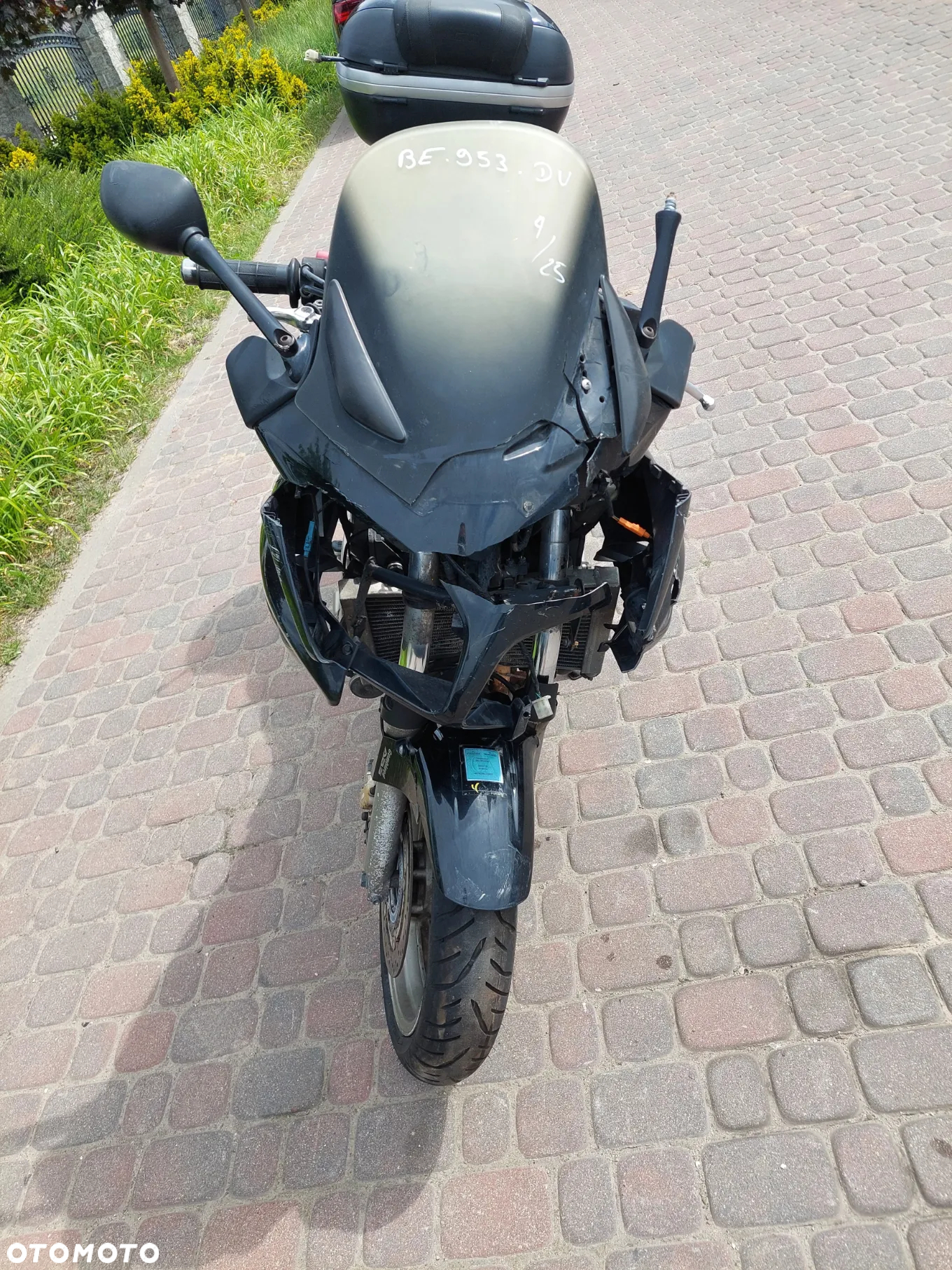 Honda CBF - 8