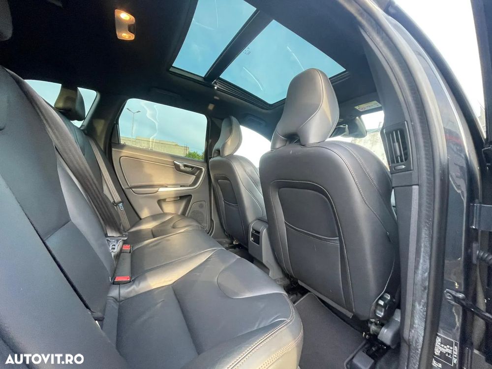 Volvo XC 60 D4 Geartronic Momentum - 14