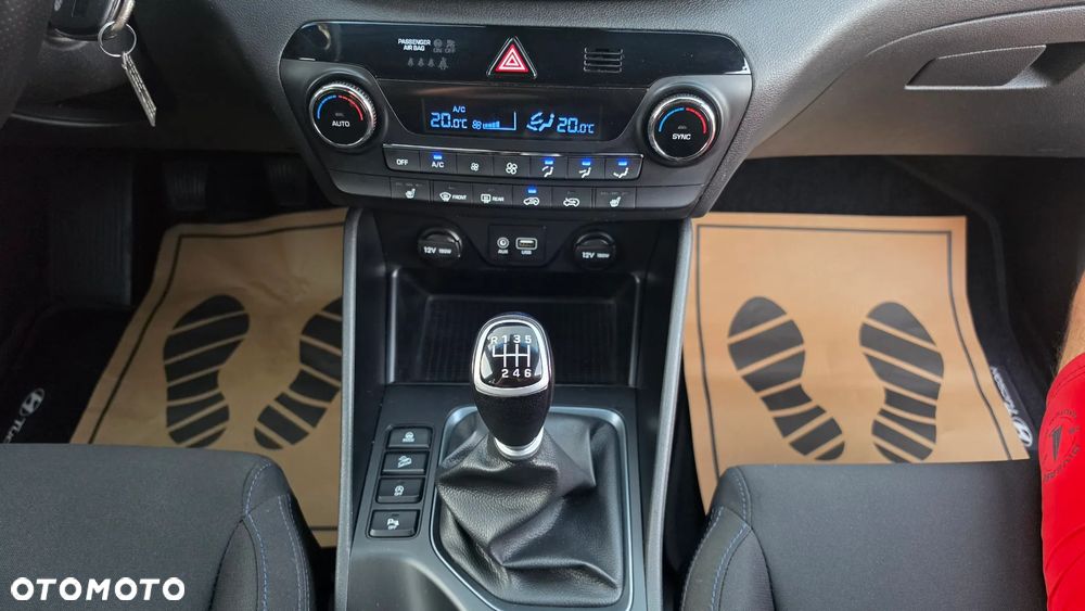 Hyundai Tucson blue 1.6 GDi 2WD Passion - 19