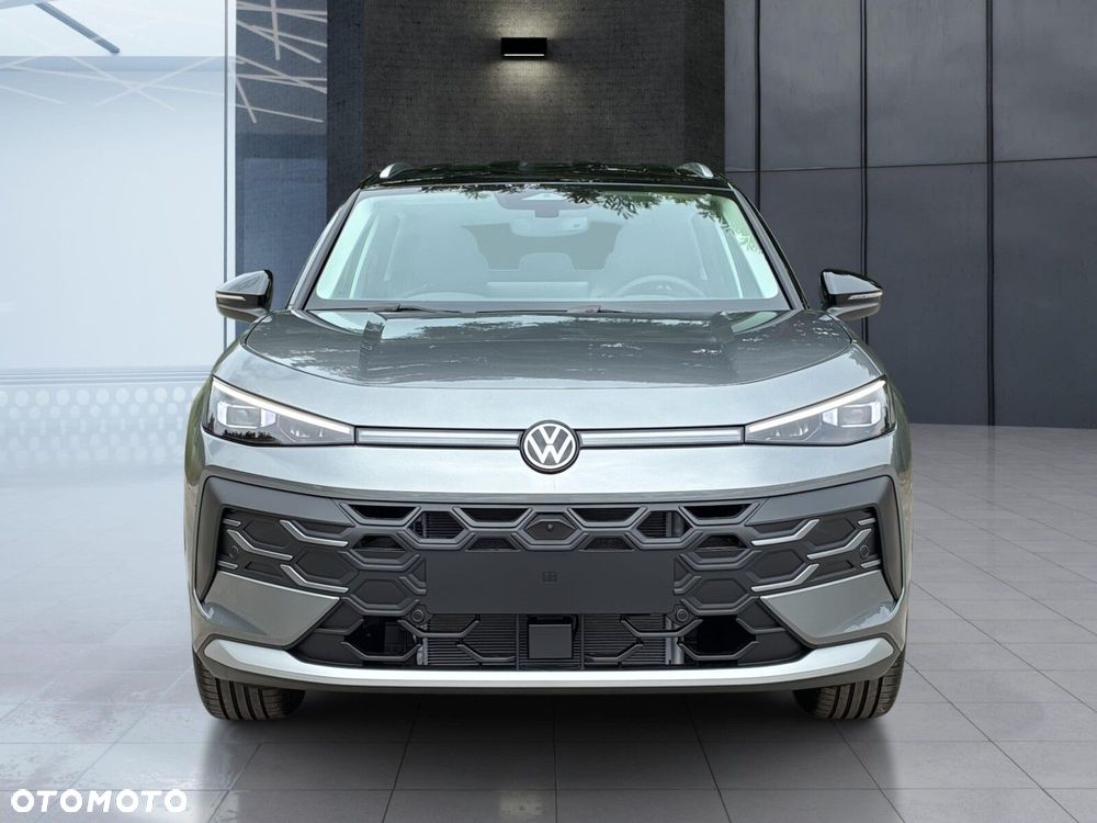 Volkswagen T-Roc - 9