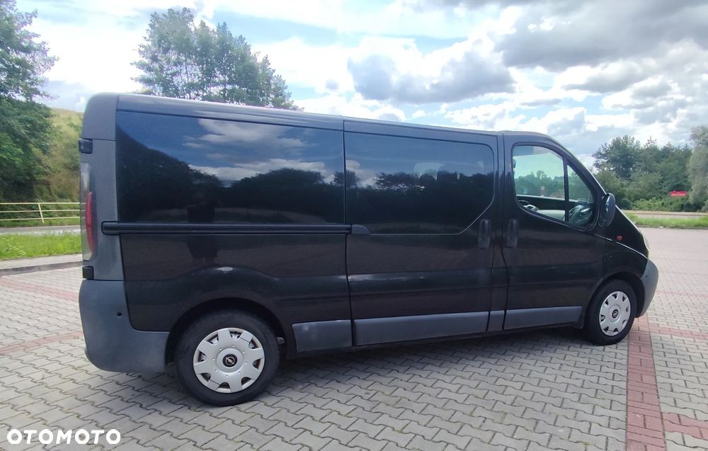 Opel Vivaro L2H1 2.9t - 8