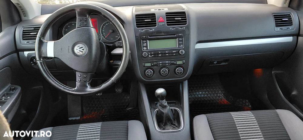 Volkswagen Golf 1.6 United - 15