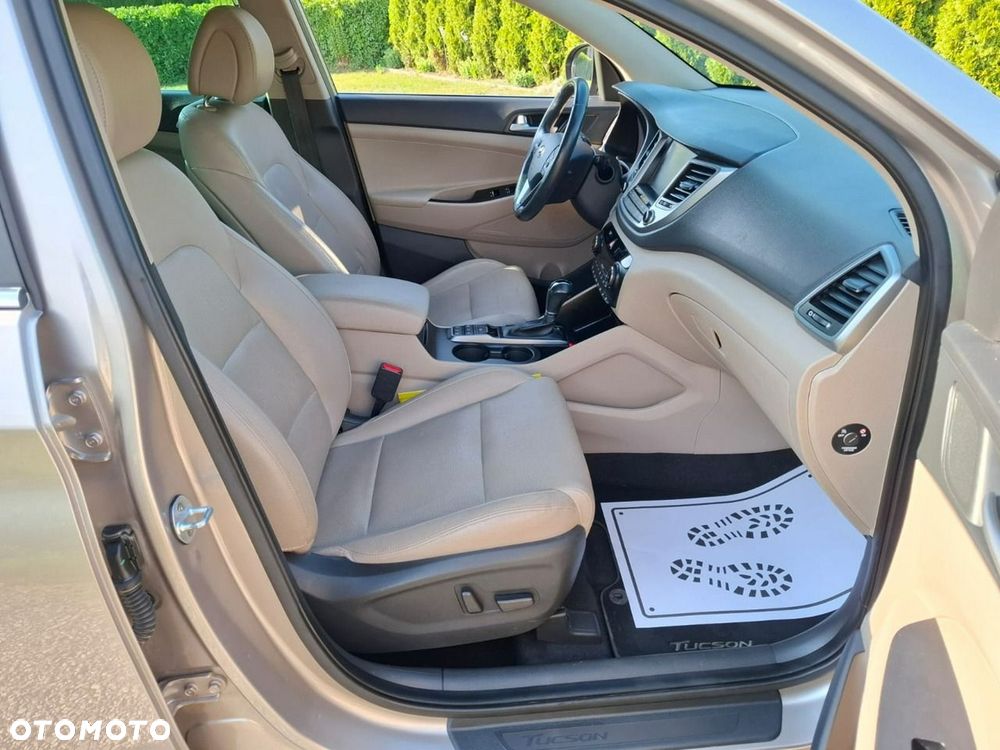 Hyundai Tucson 1.7 CRDI BlueDrive Comfort 2WD DCT - 36
