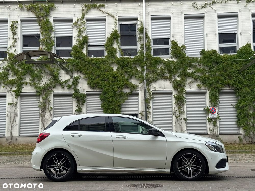 Mercedes-Benz Klasa A 180 7G-DCT AMG Line - 31