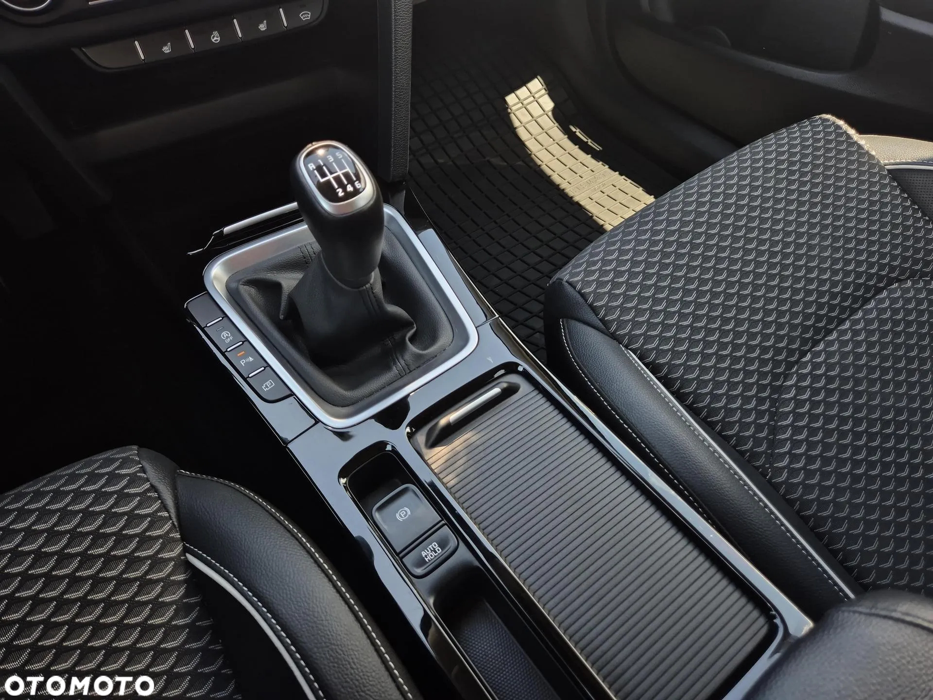 Kia Ceed 1.5 T-GDI L - 15
