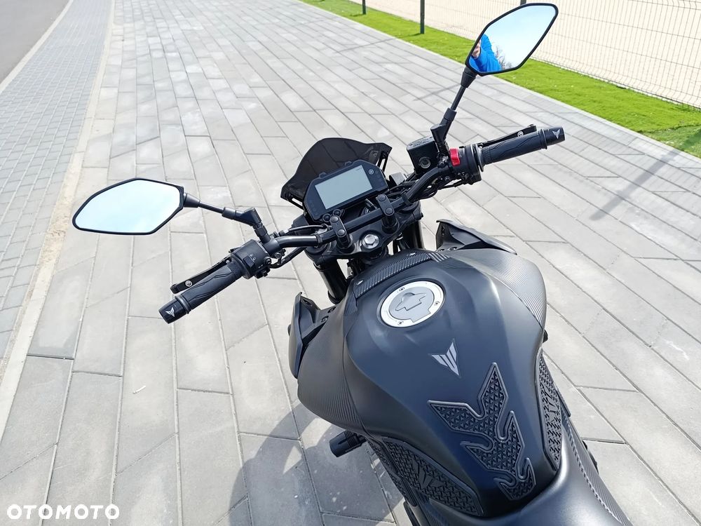 Yamaha MT - 16