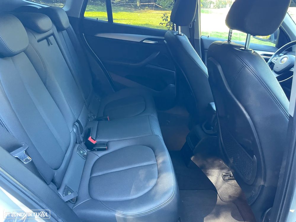 BMW X1 16 d sDrive Line Sport - 10