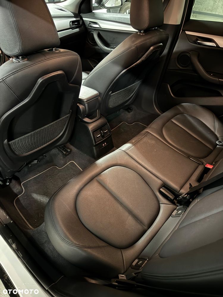 BMW X2 sDrive18i Advantage Plus - 5