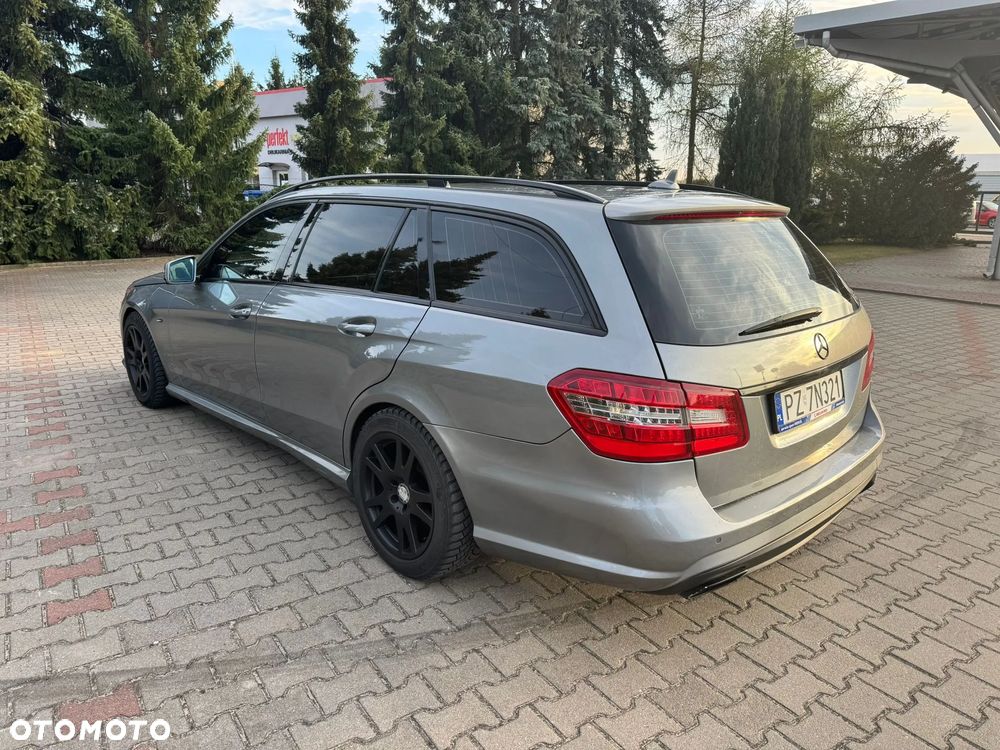 Mercedes-Benz Klasa E 350 CDI DPF 4Matic BlueEFFICIENCY 7G-TRONIC Avantgarde - 11