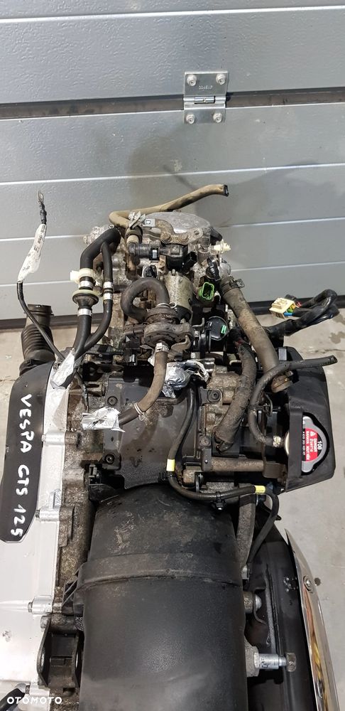 Piaggio Vespa GTS 125 Silnik Kompletny 16478 km - 8
