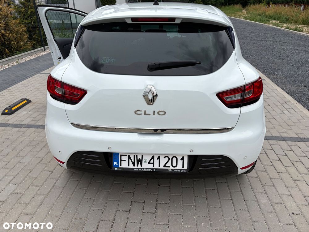 Renault Clio 1.2 16V Limited - 13