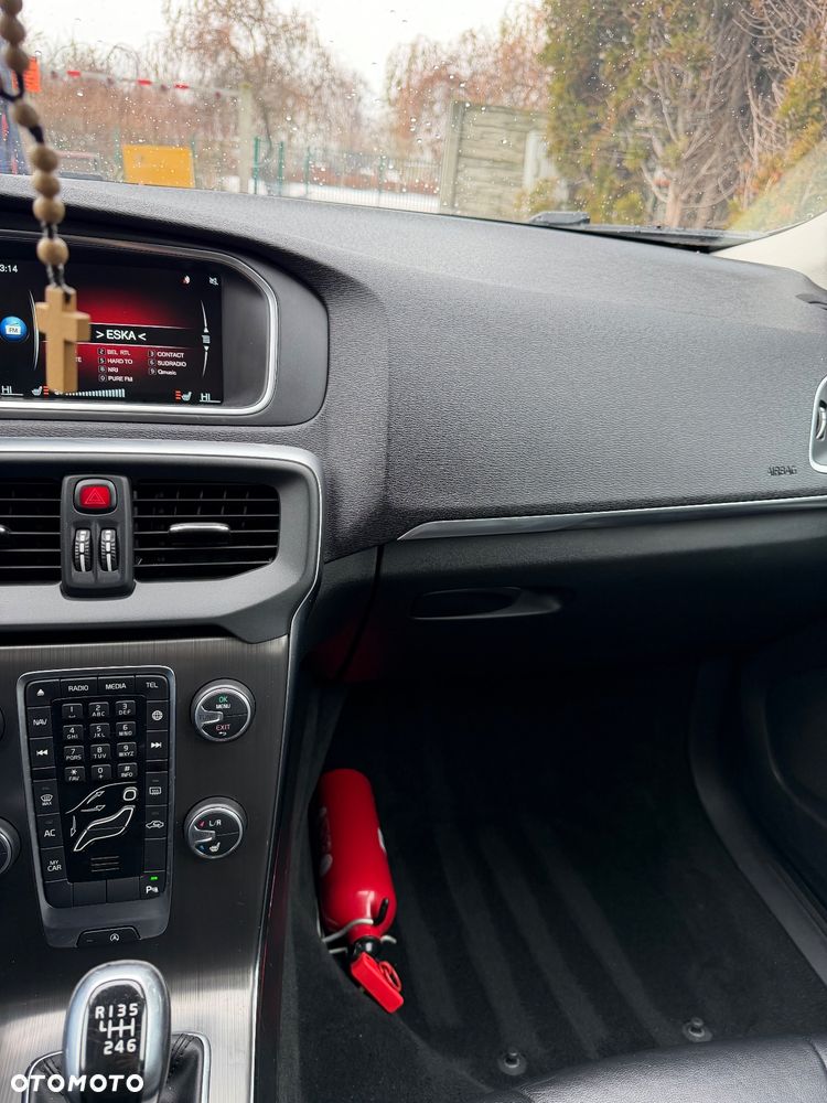 Volvo V40 D2 Base - 10