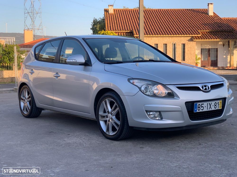 Hyundai i30 1.6 CRDI STyle CPF - 2